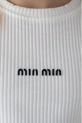 Футболка для дівчинки